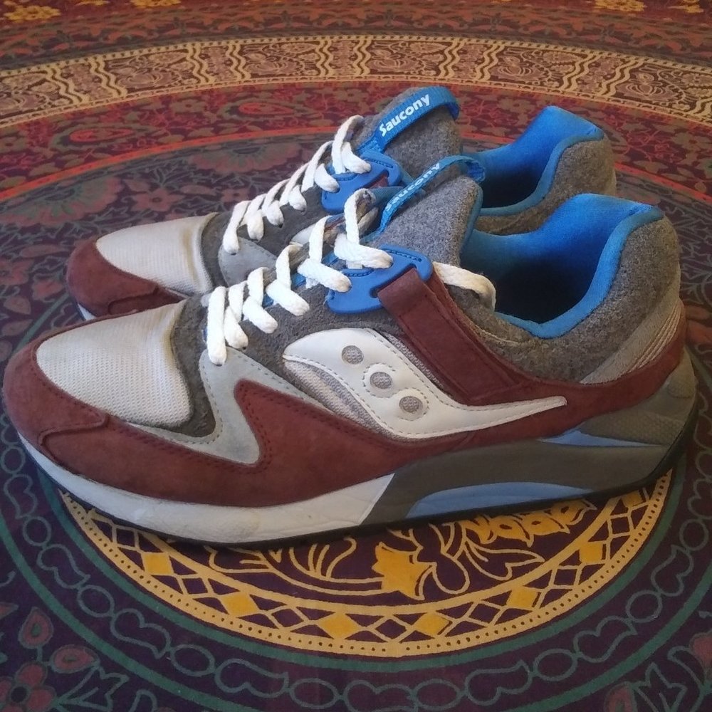 Saucony Grid 9000 burgundy grey